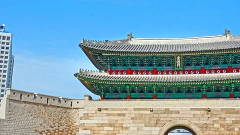 Close up view of rooftop of Sungyemun gate in Seoul with clear blue spring Stock Footage 341840204