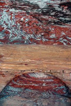 Close-up view of a sandstone wall inside a temple in Petra, Jordan Foto stock
