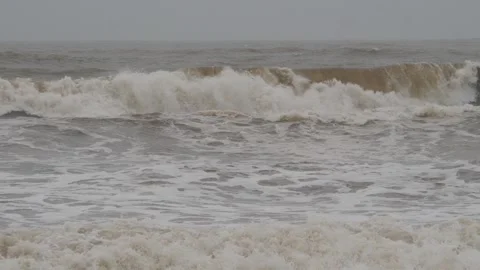 Close view of sea water waves,  Flowing sea water Stock-Footage 191409317