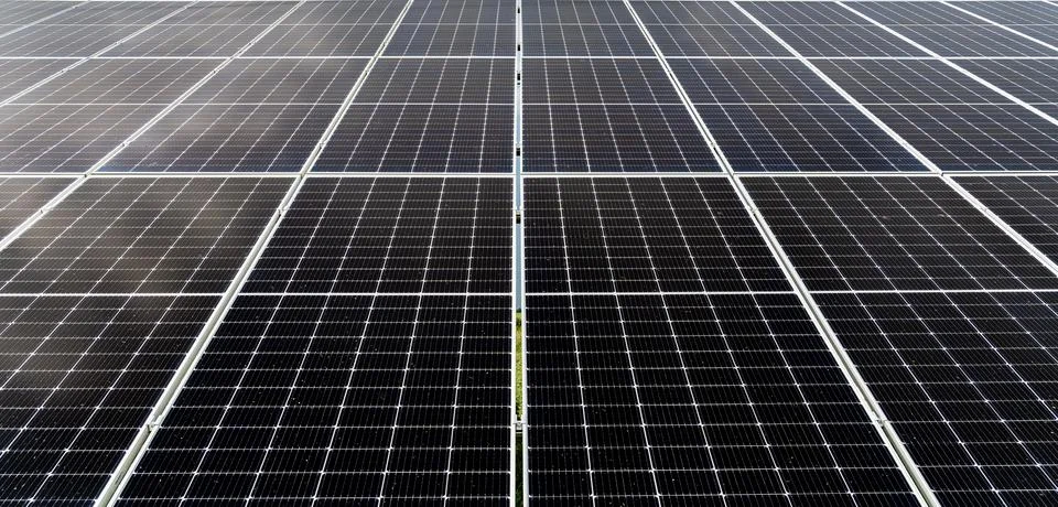 Close-up view on solar power panel. Photovoltaic solar panels. Solar energy Stockfoto's