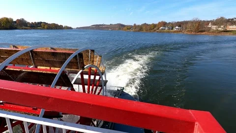 Up Close view of a Sternwheeler Paddle Boat on the Ohio River Video stock 261038546
