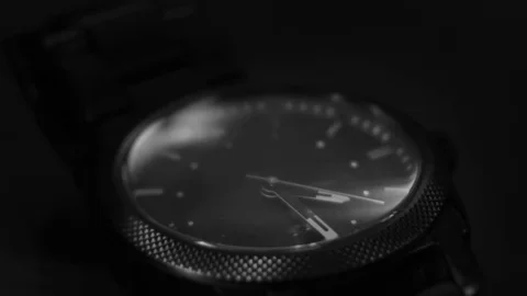 Close Up View of a Watch Видео 72718256