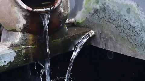 Close up view of water flowing Stock Footage 127143664
