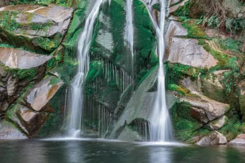 Close view of a waterfall at its bottom Foto stock