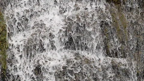 Close up view of waterfall. Two speeds: Real Time 15 sec + 15 sec Slow Motion. Vídeos de archivo 292901124