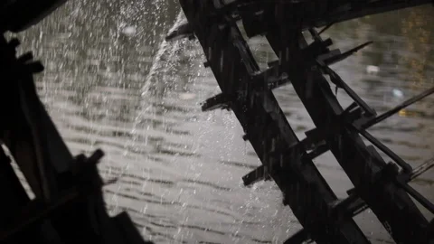 Close-up view of waterwheels in Hama. Video stock 90868666