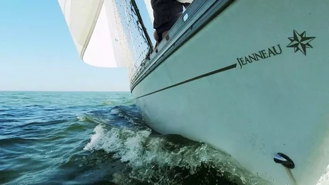 Close up view of waves or sailboat. (+ audio) Video stock 116482843