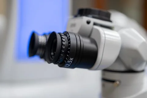 A close-up view of the ZEISS surgical microscope component, including the b.. Stock Photos