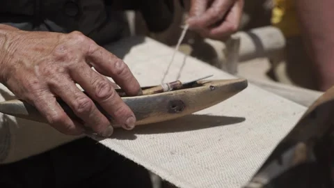 Close-up views of hands manipulating old antique traditional wooden loom Video stock 294019992