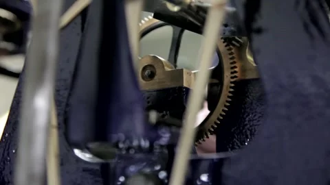 Close-Up of Vintage Clockwork Gears and Mechanical Escapement in Motion 스톡 동영상 345753679
