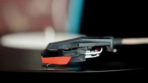 Close up vinyl record playing songs music HD Stock-Footage 334656350