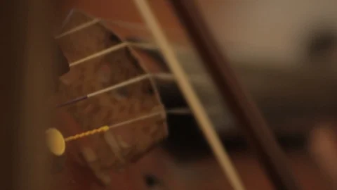 Close up violin playing fast 스톡 동영상 86530759
