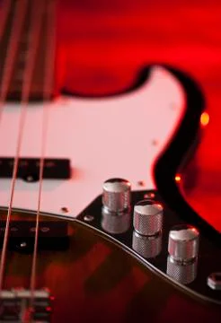 Close up of volume knobs of bass guitar Stockfoto's