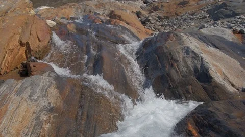 Close up of water stream with white and transparent bubbles. Video stock 109371668