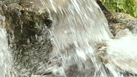 Close-up of a waterfall 库存影片 79706198