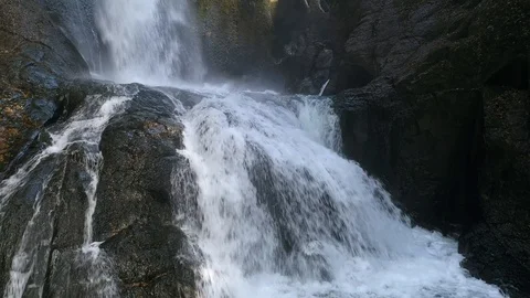 Close up of the waterfall Video stock 92304111