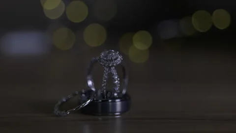 Close up wedding rings light and bokeh backround Stock Footage 170375586