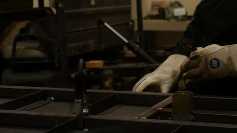 Close Up Welding Sparks 库存影片 87125932