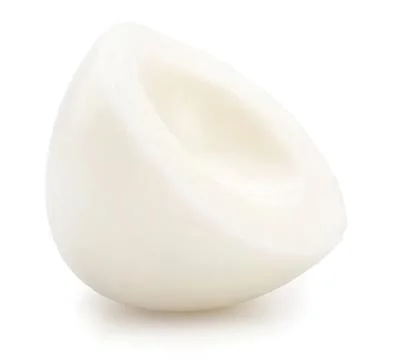 Close-up of a white egg with a smooth shell Stock-Fotos