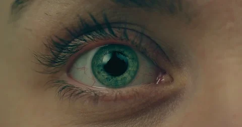 Close up of a womans eye Stock-Footage 77544973