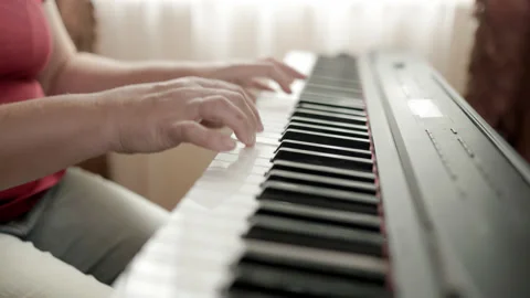 Close up of woman's hand playing the electric piano. Stock-Footage 161741305