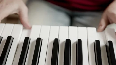 Close up of woman's hand playing the electric piano. Stock-Footage 161743370