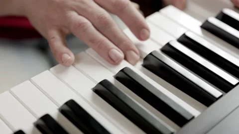 Close up of woman's hand playing the electric piano. Stock-Footage 161743491
