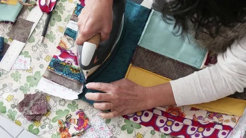 Close up of woman's hand sewing patchwork 動画素材 80113660