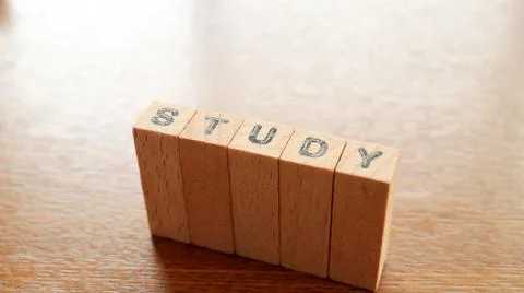 Close up the Wooden Text Block of Study Foto stock