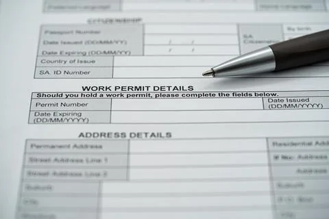 Close up of work permit details section on immigration application form Stockfoto's