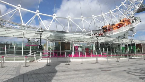 The closed down London Eye. Stock Footage 134076544