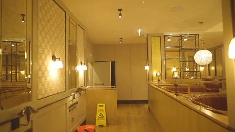 Closed down restaurant in London during lockdown in 2020 Stock Footage 151018695
