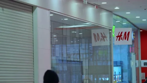 Closed HM store in Russia. Stock Footage 229295281