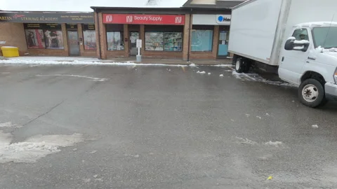 Closed retail shopping mall during COVID 19 coronavirus pandemic lockdown 库存影片 145929281