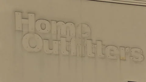 Closed retail stores and shops in Toronto during COVID pandemic lockdown 動画素材 149642707