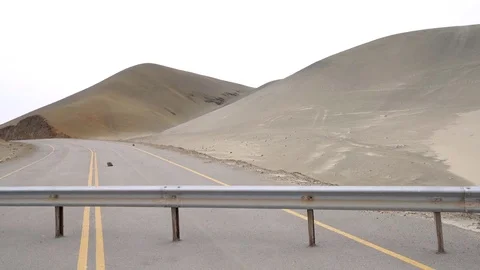 Closed road in desert Video stock 85103578