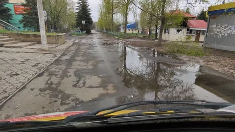 Closed Shops and Empty Streets of Ugledar, Donetsk Region, April 2022 Vídeo Stock 317219663