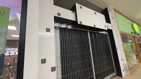 Closed Store - Shopping Mall -Interior - Davenport, Iowa - 4/4/24 Stock Footage 274006797