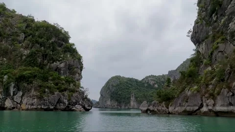 Closer view of limestone karst islands in Ha Long Bay Vietnam Stock Footage 335279922