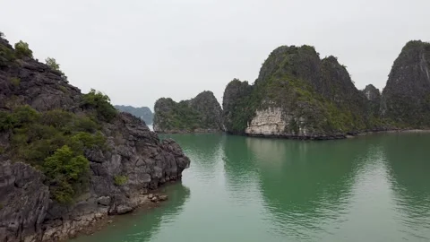 Closer view of limestone karst islands in Ha Long Bay Vietnam Stock Footage 335279951