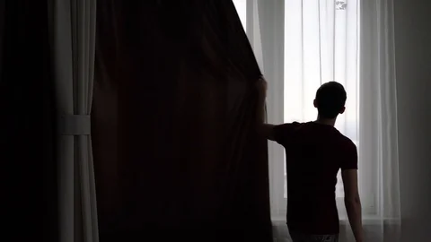 Closes the curtains Vidéo 87708676