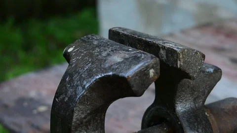 Closes the vise, top view Stock Footage 116599955