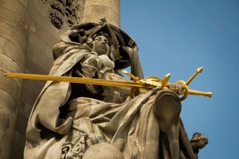 Closeup of architectural elements and statues on Alexander the Third Bridge i 库存照片