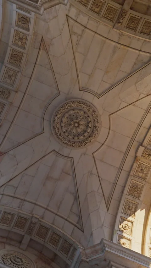 Closeup Augusta arch, Commerce Square. Downtown Lisbon. Portugal. Beautiful Stock Footage 314657253