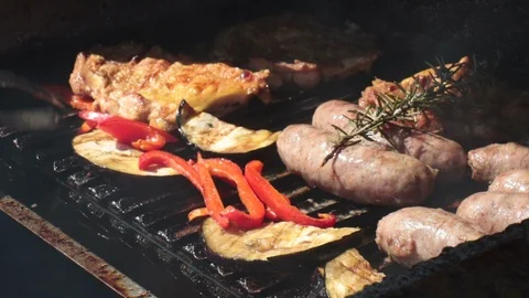 Closeup of barbecue Vidéo 88200550