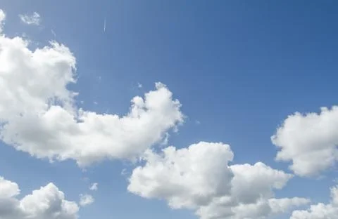 Closeup of blue sky with white clouds Stock-Fotos