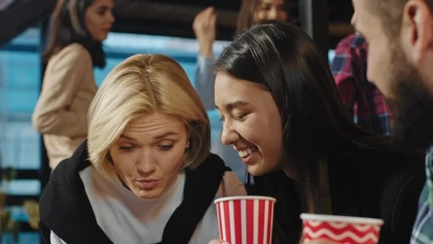 Closeup to the camera multiethnic students two ladies and one guy good looking Stock-Footage 122756000