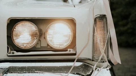 Closeup Of Car Headlight. Two Lights. Vídeos de archivo 108200703