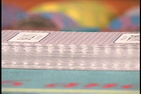 Closeup Card Shuffling 動画素材 109078