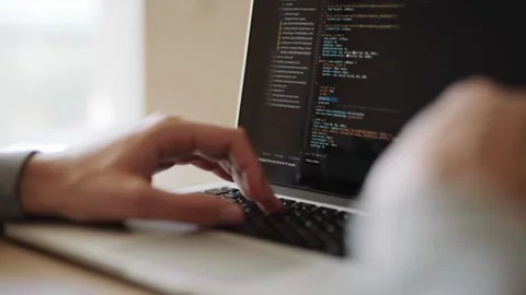 Closeup coding on screen, typing computer code on laptop keyboard, Computer Vídeos de archivo 334585990
